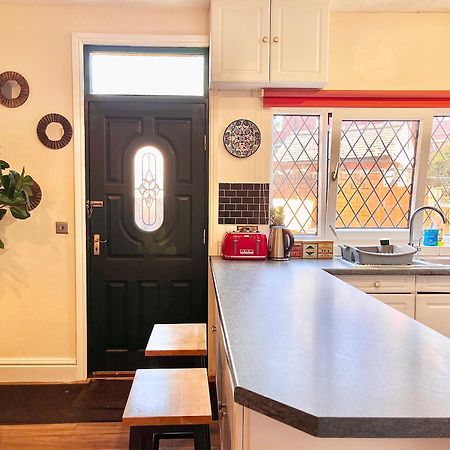 Summer Lane House-3 Bedrooms-Close To M1-Longer Stay-Free Parking Barnsley Exteriér fotografie