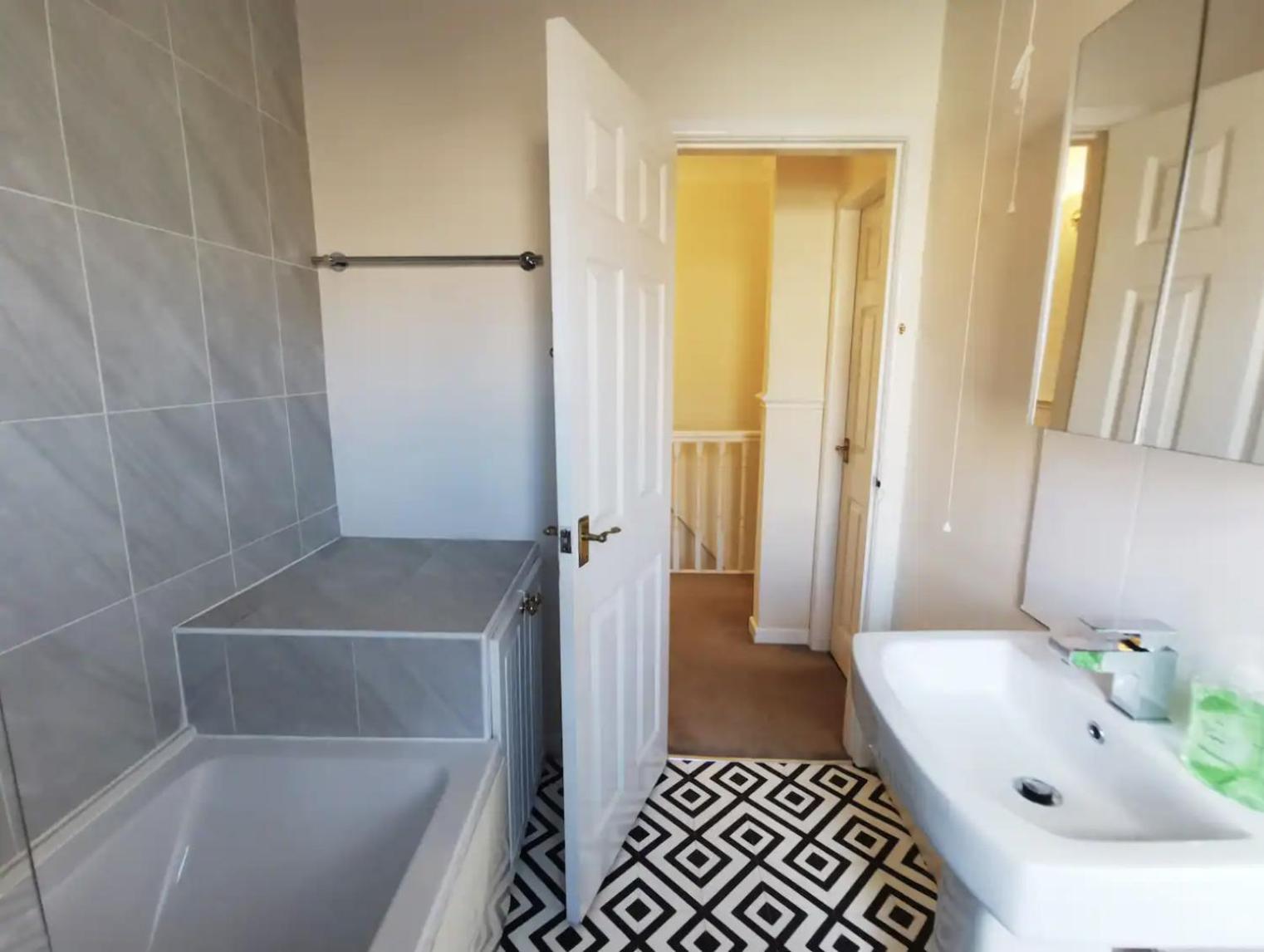 Summer Lane House-3 Bedrooms-Close To M1-Longer Stay-Free Parking Barnsley Exteriér fotografie
